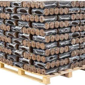 DŘEVNÍ BRIKETY – paleta 1 000 kg / EXTRALONG